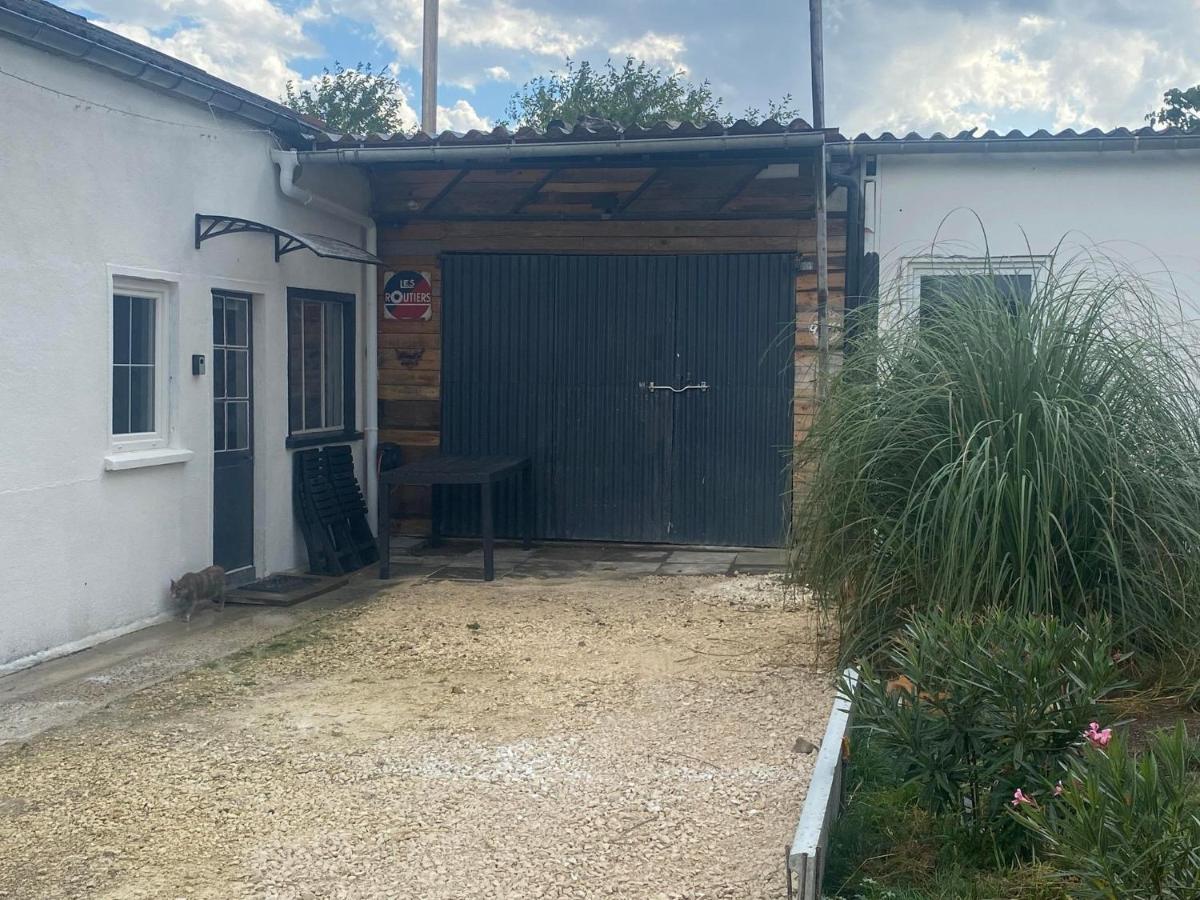 Petite Maison, Quartier Calme. Bourges Exterior photo
